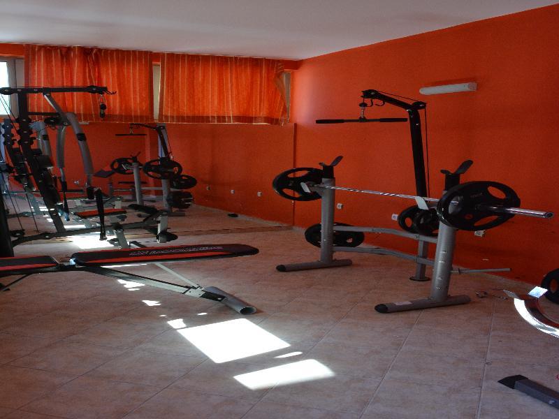 Tm Deluxe Hotel Slăntjev Brjag Exteriör bild