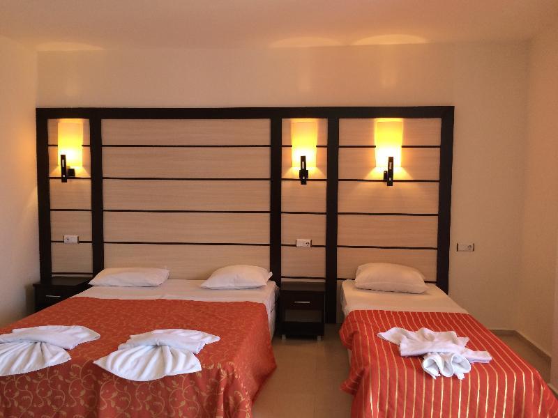 Tm Deluxe Hotel Slăntjev Brjag Exteriör bild