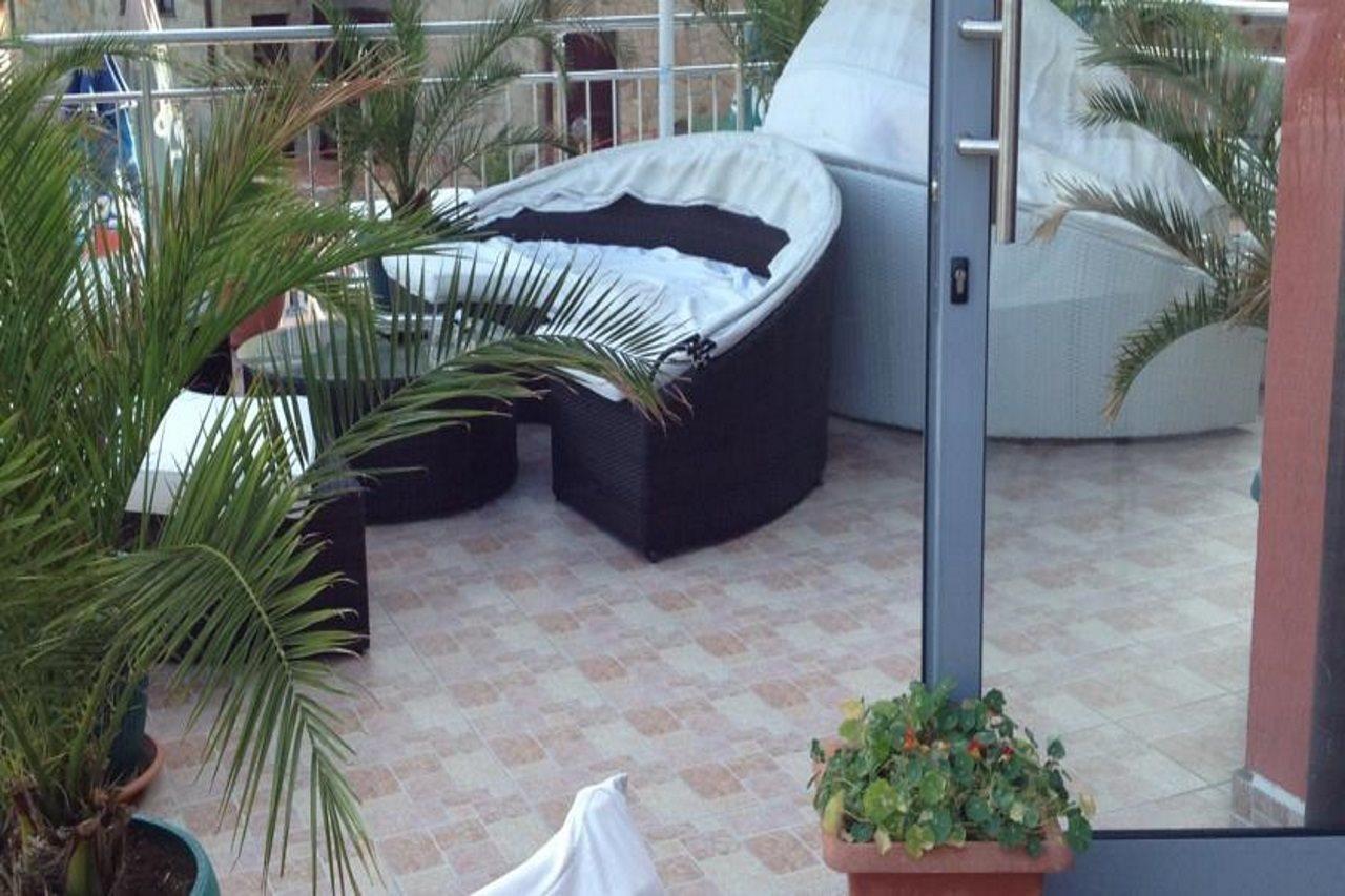 Tm Deluxe Hotel Slăntjev Brjag Exteriör bild